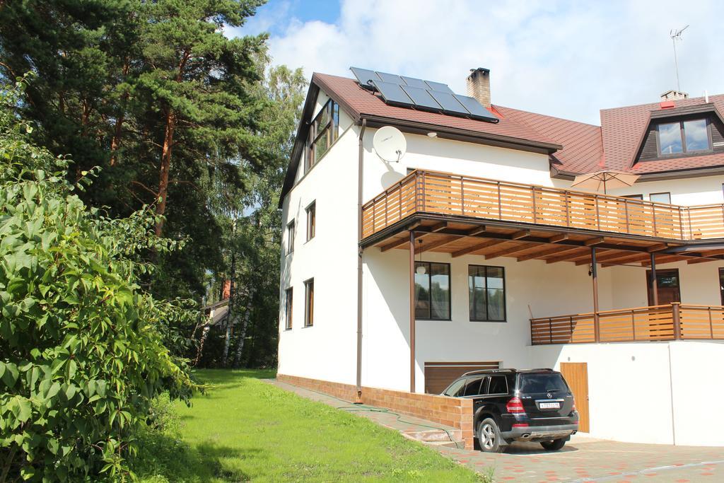 Villa Neubad Saulkrasti Bagian luar foto